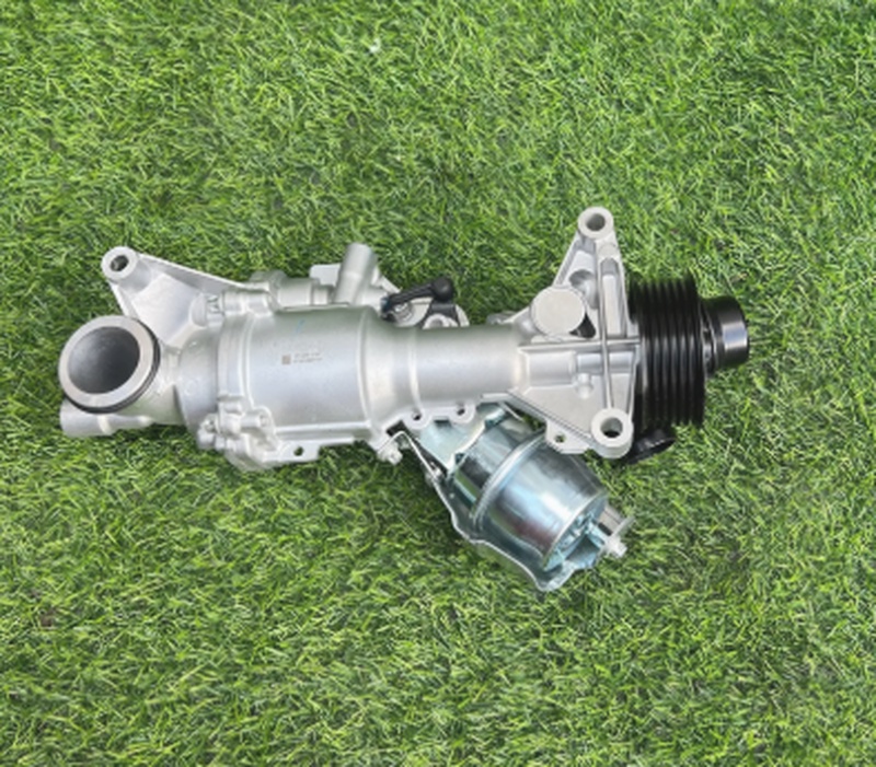 Помпа от Mercedes Benz M274